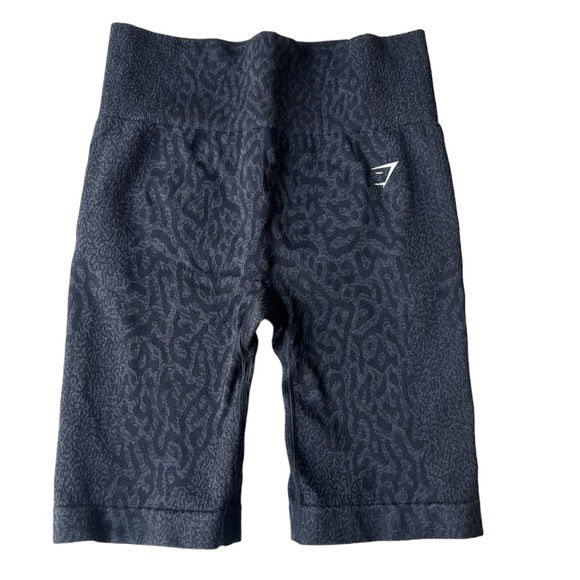 Gymshark Shorts Size M - Picture 1 of 3